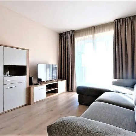 Elite 5c Apartment *